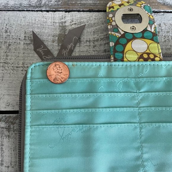 Vera Bradley Turn Lock Wallet Lemon Parfait - Picture 8 of 9